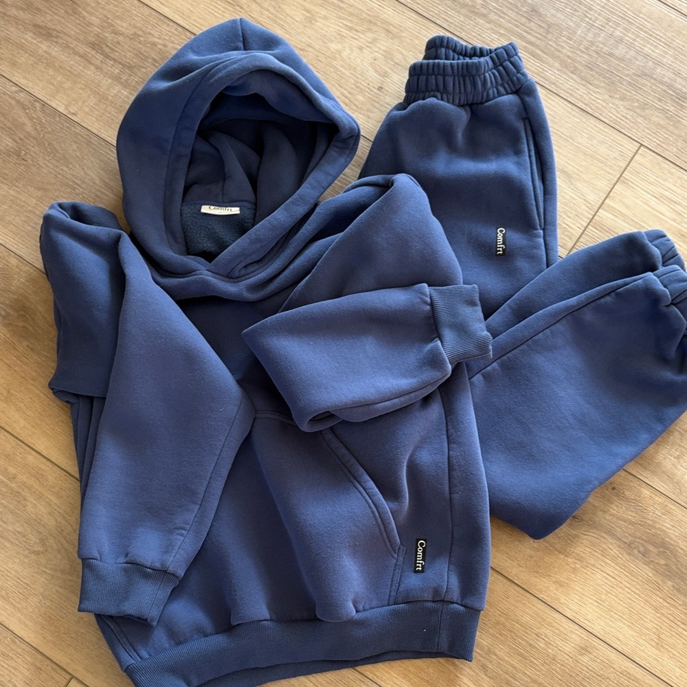 Comfrt Navy Set